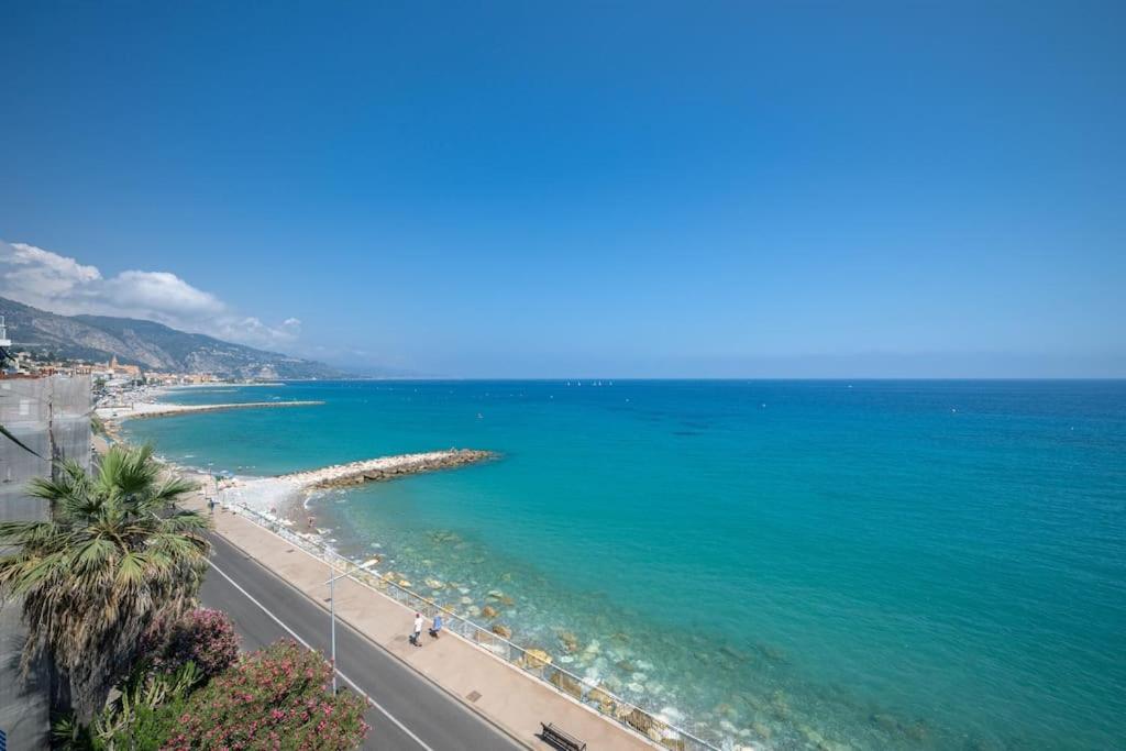 Le Panorama -Vue Exceptionnelle - Dernier Etage - Front De Mer Menton Eksteriør bilde